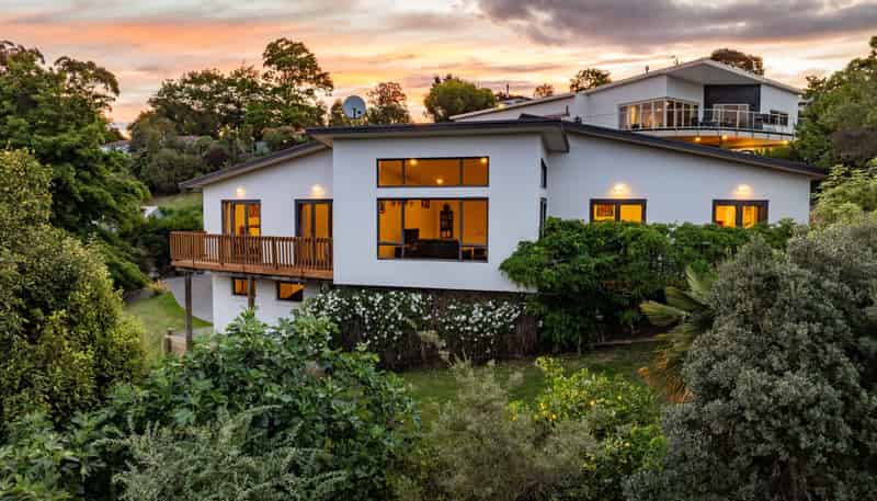 15 Te Mata Peak Road, Havelock North