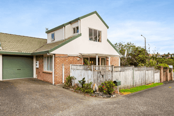 39A Central Park Drive, Te Atatu South