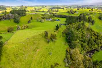 838 Mangorei Road, MANGOREI