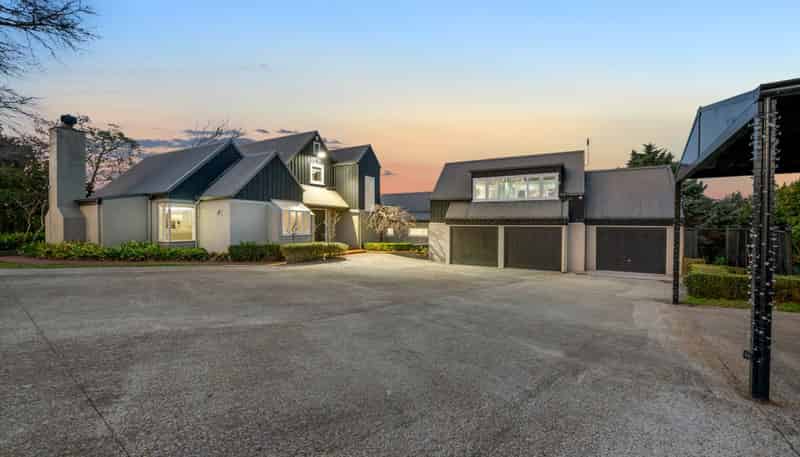 281 Point View Drive, Shamrock Park