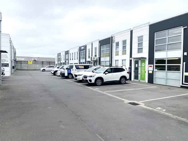 Office with storage – Upper Riccarton