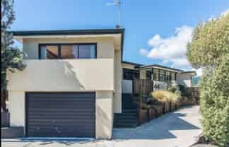 44 Gavin Rd, Raumati Beach