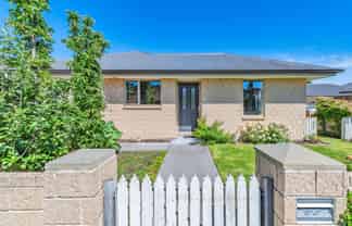  8A Albert Terrace, Saint Martins