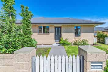  8A Albert Terrace, Saint Martins
