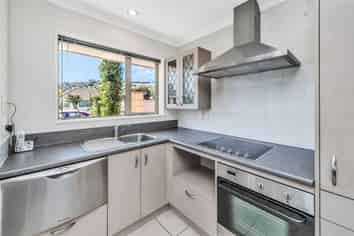  8A Albert Terrace, Saint Martins