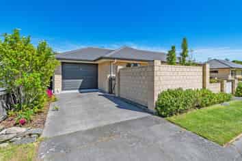  8A Albert Terrace, Saint Martins