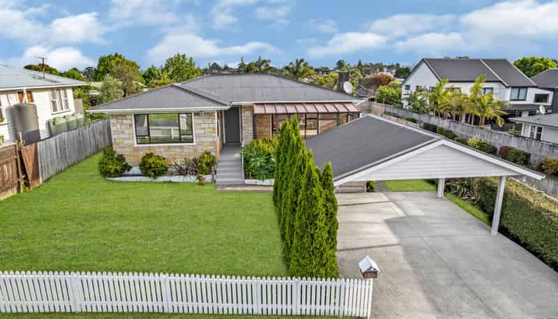 21 Wharf Road, Te Atatu Peninsula