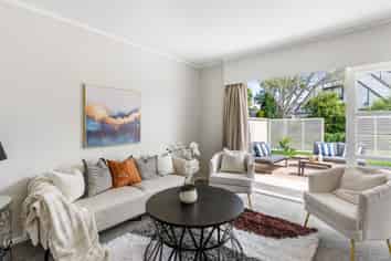 2/45 Howe Street, Howick