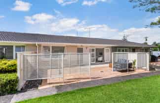 2/45 Howe Street, Howick