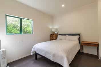 301 Riverhead Road, Riverhead