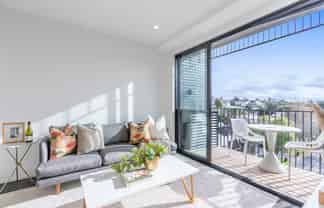 102/845 New North Road, Mount Albert