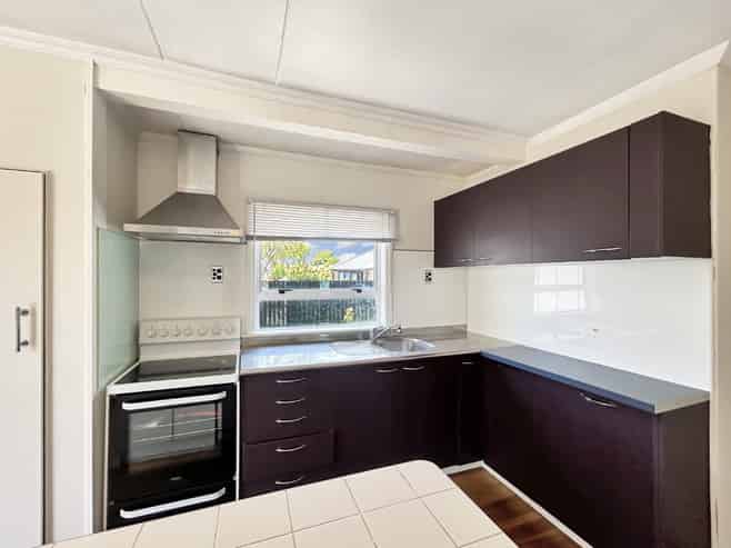 196A Ferguson Street, West End