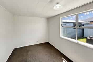 196A Ferguson Street, West End