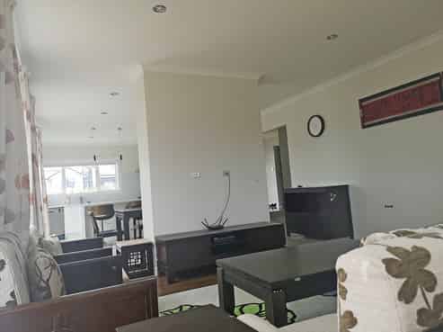 6 Whaley Greens, Silverdale