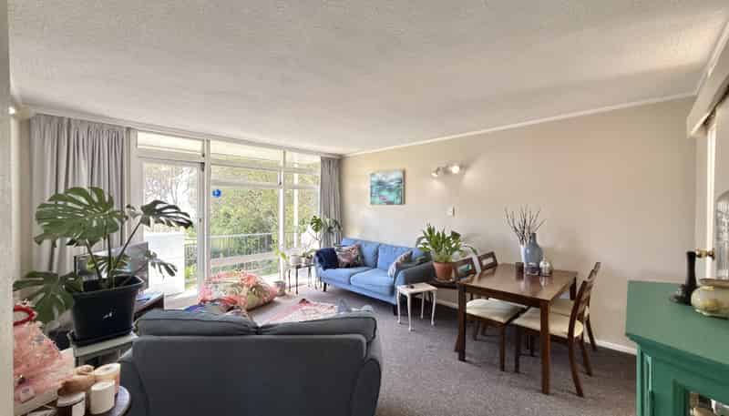 2a/145 Ohiro Road , Brooklyn