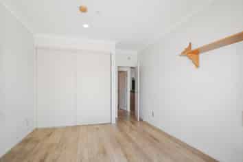 121/3 Morningside Drive, Morningside