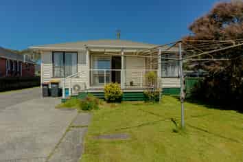 40 Tasman Street, Greymouth