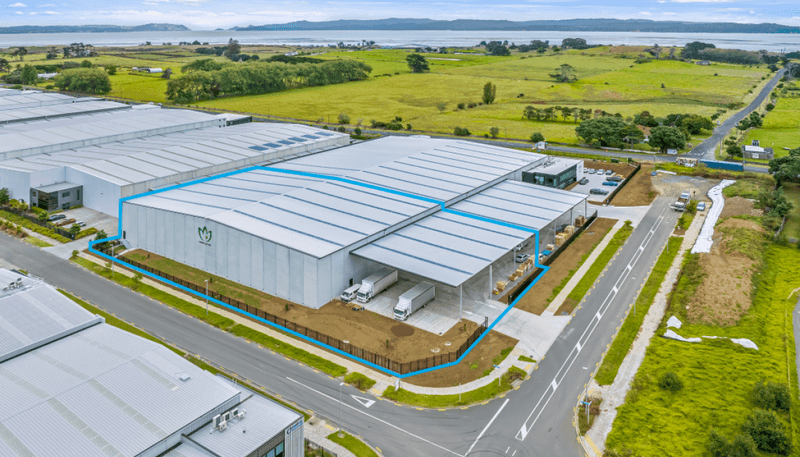 323 Landing Drive, Mangere