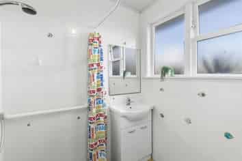 16 Morrie Laing Avenue, Mount Roskill