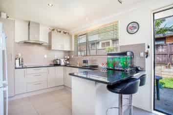 a/68 Farquhar Road, Glendene