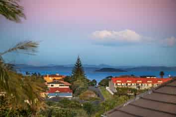 105 Alec Craig Way, Gulf Harbour