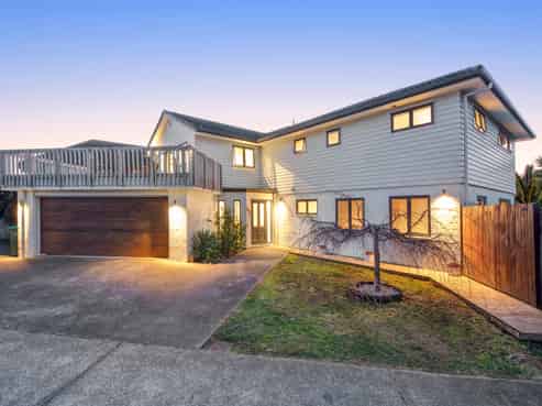 105 Alec Craig Way, Gulf Harbour