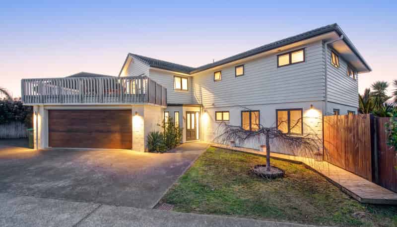 105 Alec Craig Way, Gulf Harbour