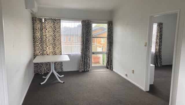 4/8 Shackleton Road, Mount Eden