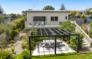 7B Titoki Road, Waikanae Beach