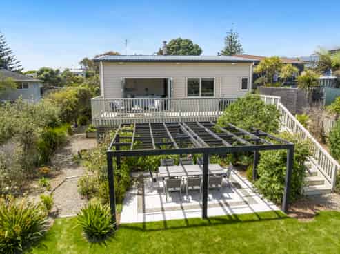 7B Titoki Road, Waikanae Beach