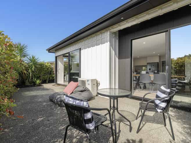 190 Castlewold Drive, Bethlehem