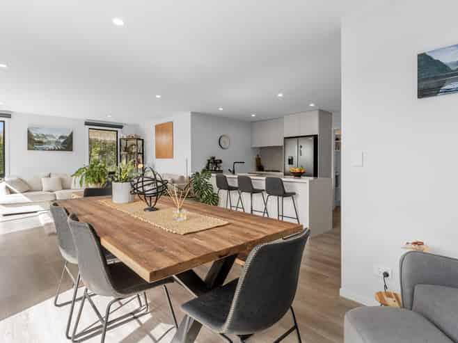 190 Castlewold Drive, Bethlehem