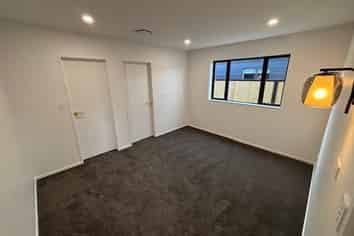 23 Wooing Tree Ave, Cromwell