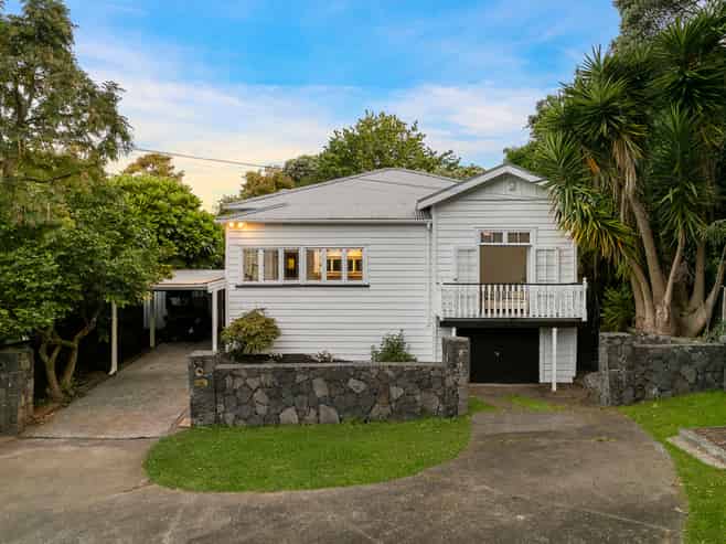 4 Seychelles Street, Western Springs