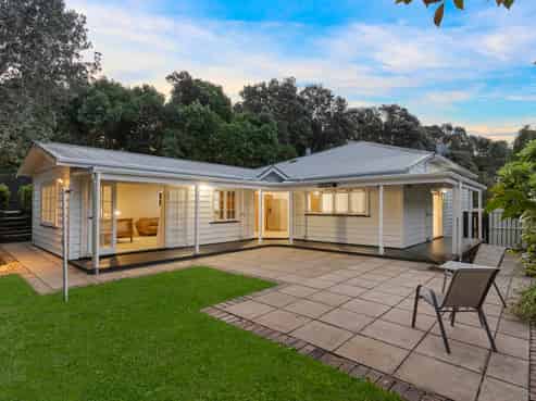 4 Seychelles Street, Morningside