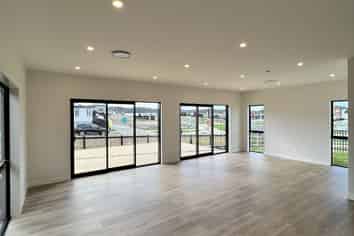 37 Houpuni Road, Silverdale