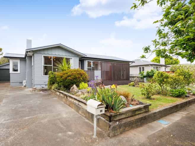 24 Akaroa Avenue, Awapuni