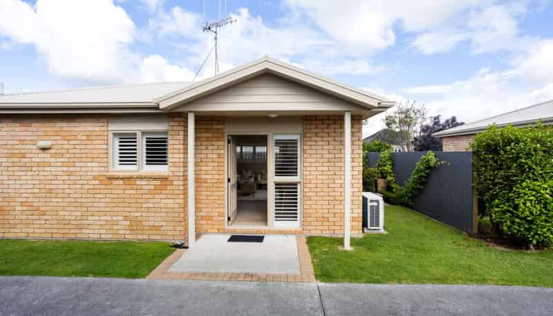 80A Williams Street, Cambridge