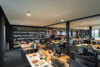 FLEXIBLE 511M² OFFICE IN THE HEART OF EDEN TERRACE