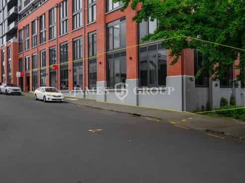 FLEXIBLE 511M² OFFICE IN THE HEART OF EDEN TERRACE