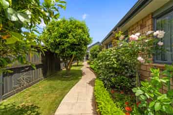 110 Ayrshire Drive, Grandview Heights