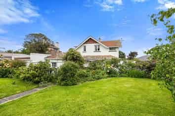 79 Tomahawk Road, Andersons Bay