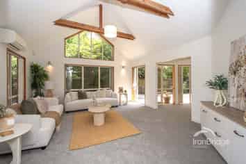 17 Quantock Place, Burwood