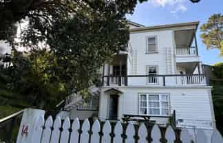 2/14 Orchard Street, Wadestown