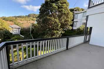 2/14 Orchard Street, Wadestown
