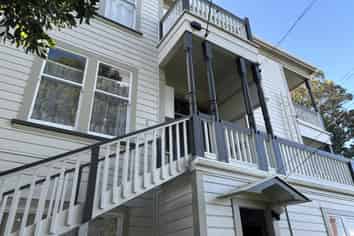 2/14 Orchard Street, Wadestown