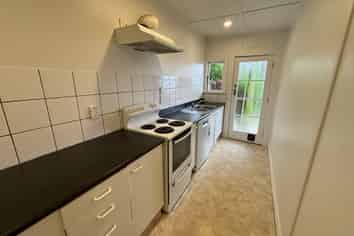 2/14 Orchard Street, Wadestown