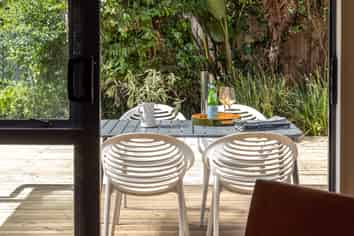 11 Natzka Road, Ostend