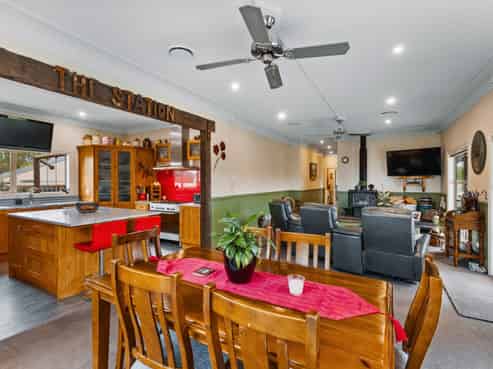 11 Half Time Close, Omakau