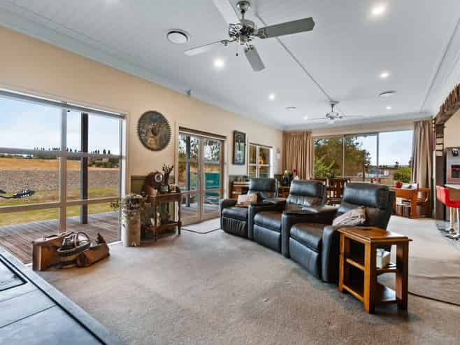 11 Half Time Close, Omakau